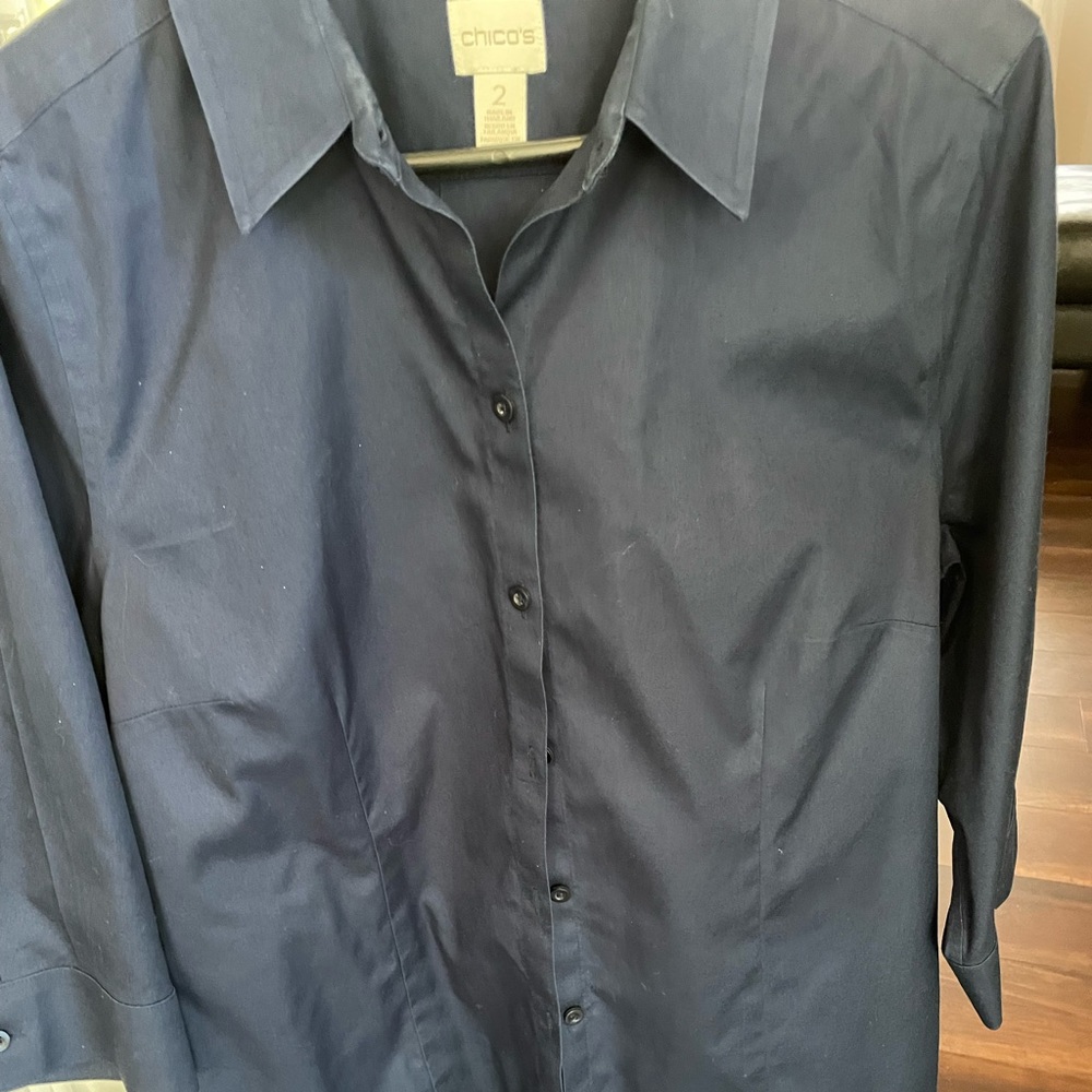 Chico’s navy blue no iron shirt size 2